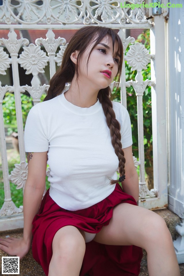 BoLoli 2016-08-01 Vol.002: Model Xia Mei Jiang (夏 美 酱) (42 photos) No.2111d2